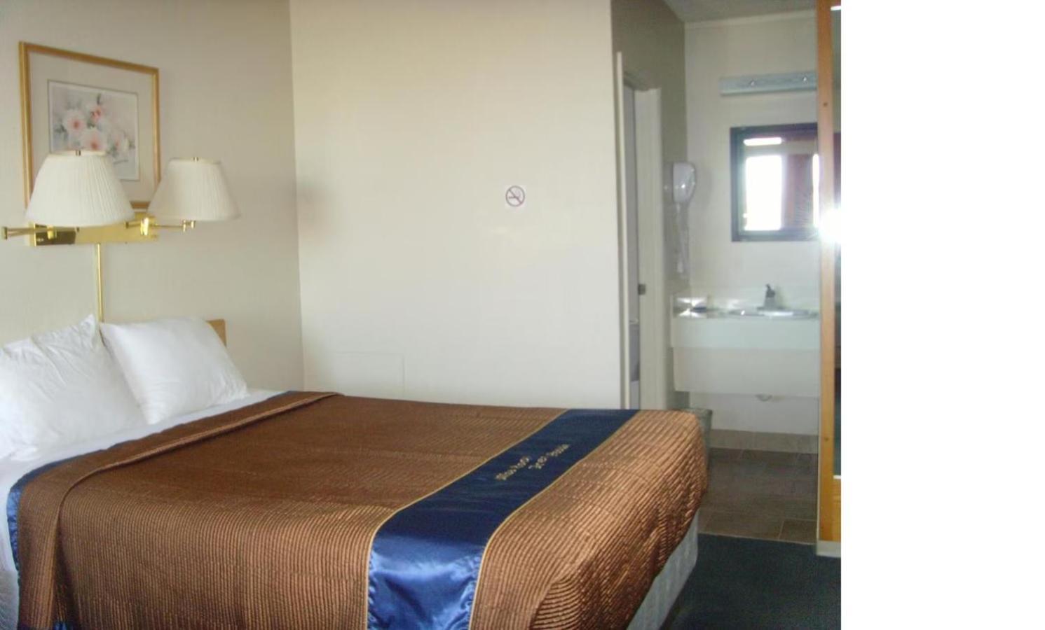 Hotel Skyview Swift Current Zewnętrze zdjęcie