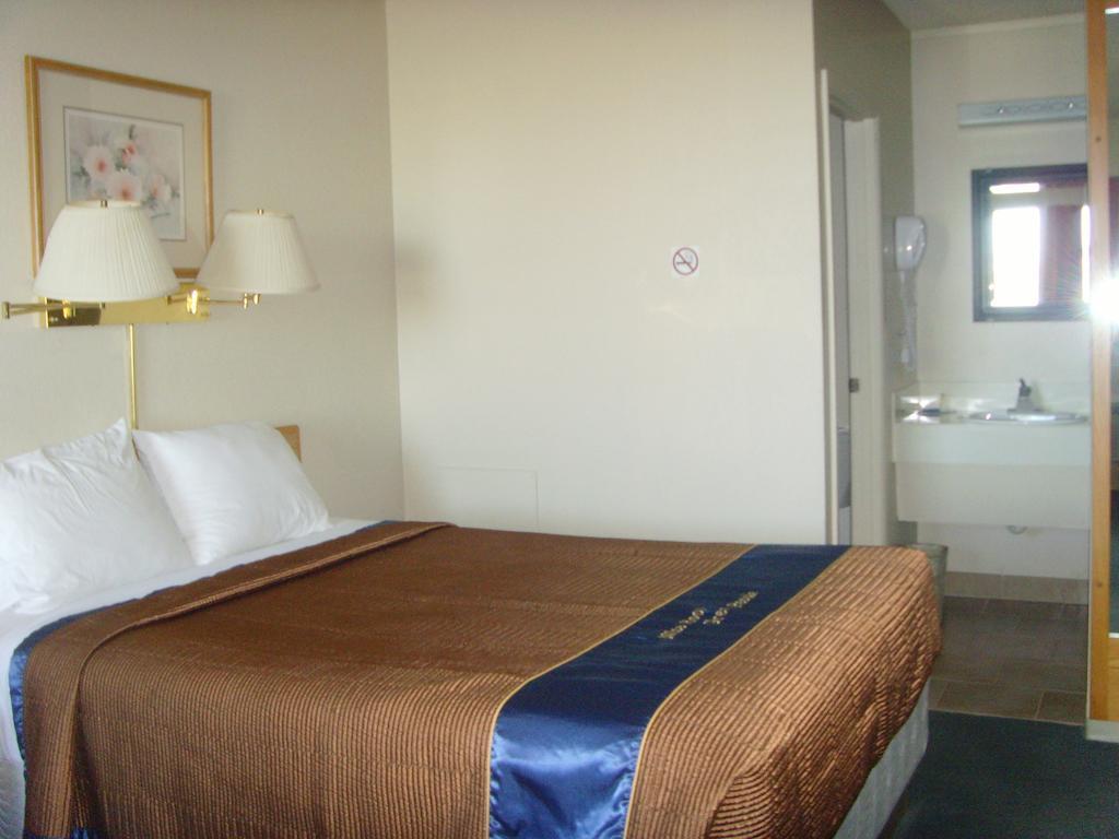 Hotel Skyview Swift Current Zewnętrze zdjęcie